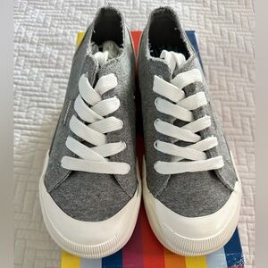 Rocket Dog grey and white sneaker shoes